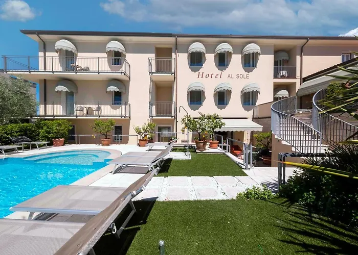 מלון Al Sole 3*